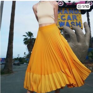 Zara Asymmetrical skirt